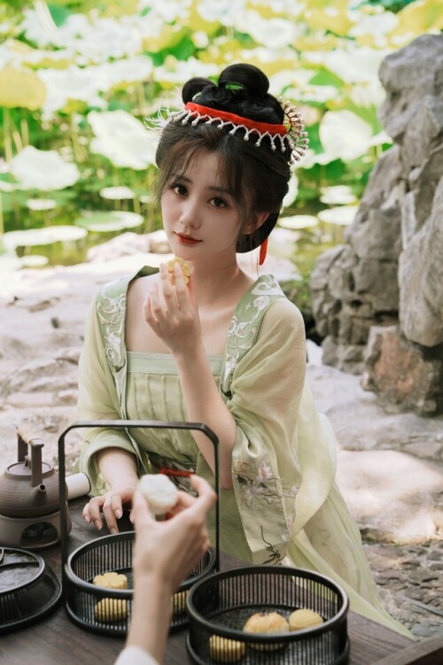 Conkon控控 - &一只柚柚柚柚柚子&兔子Zzz不吃胡萝卜&贰加六 – 游园惊梦 预览展示图 5