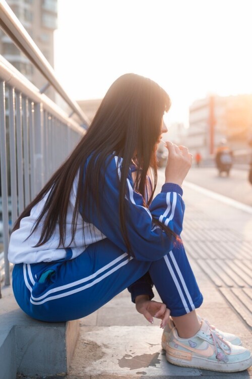 糖果果Candy - 户外校服 预览展示图 4