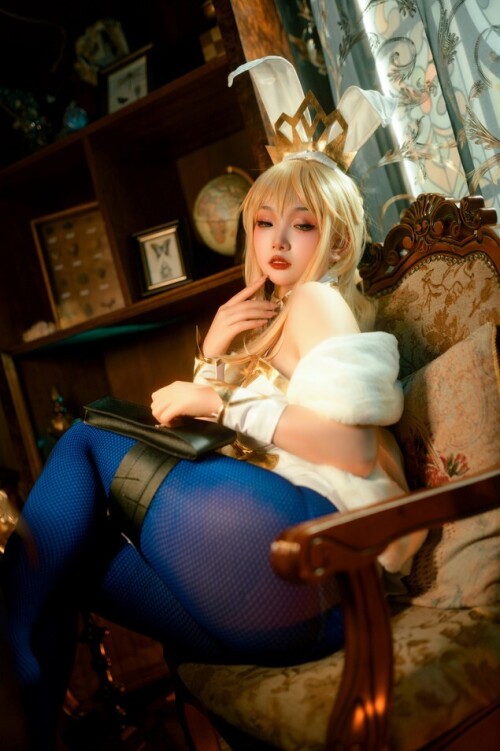 立花花 - 舰长 兔女郎 预览展示图 4
