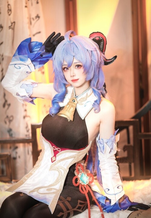 琉璃璃Ruri - 甘雨女仆 预览展示图 2