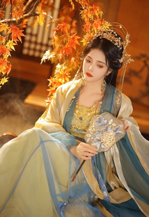 苏嫣嫣阿姨 - 白茶清欢 预览展示图 4