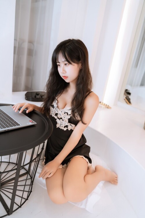 萌芽儿 - 小D睡衣 预览展示图 4