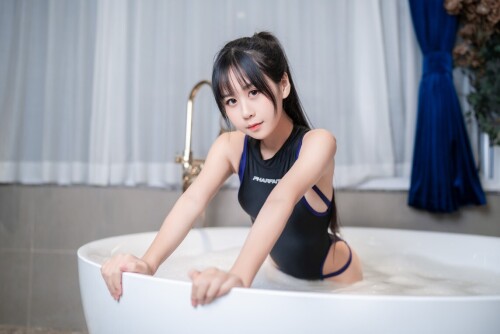 萌芽儿 - 竞泳 预览展示图 3