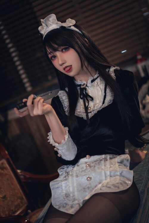 抖个姬灵 - 舰长 女仆 预览展示图 3