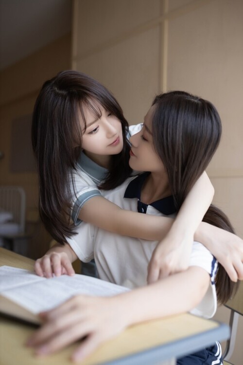 鱼子酱Fish&杏子 - 同桌的你 预览展示图 5