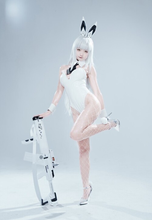绿茄子是miku绿 - nikke胜利女神 布兰儿 预览展示图 2
