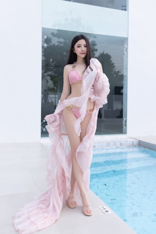鱼子酱Fish - 粉色比基尼 预览展示图 6