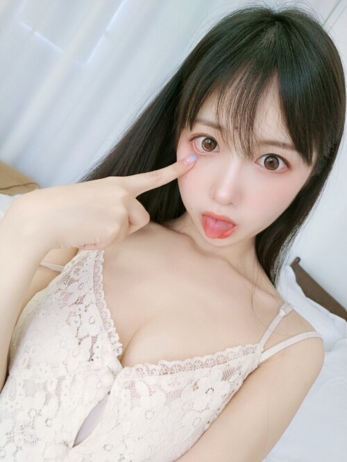 Shika小鹿鹿 - 第五套自拍 预览展示图 3