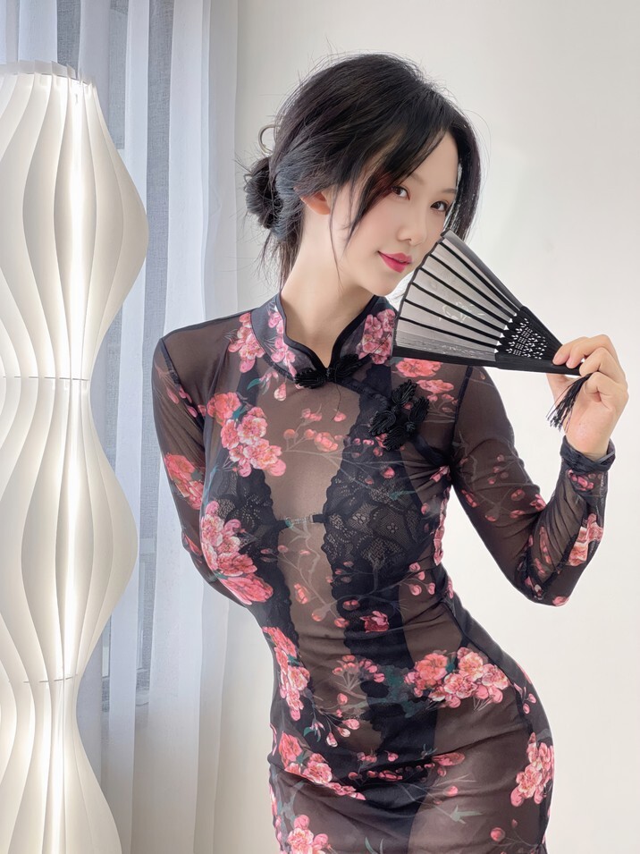 抖娘利世 - 晴趣旗袍 [38P-497MB]