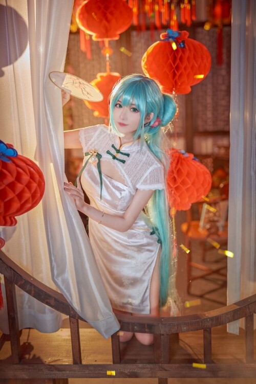 Shika小鹿鹿 - 初音 韶华旗袍 预览展示图 1