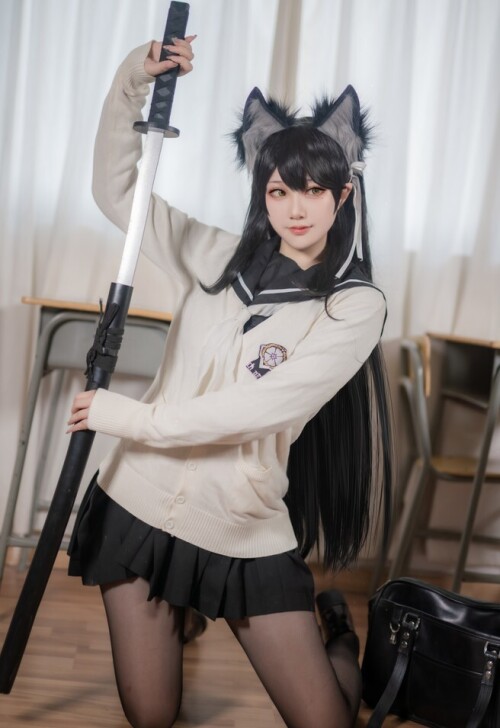 Halo_酱 - 碧蓝航线爱宕校服 预览展示图 4
