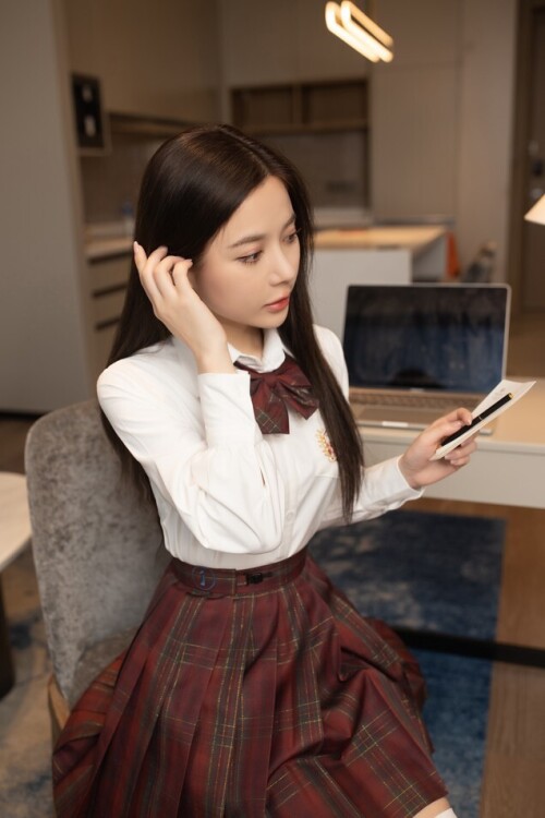鱼子酱Fish - 学生 预览展示图 1