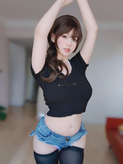女主K - 性感一夏 预览展示图 3