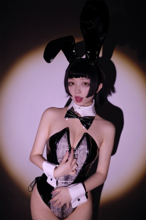 花铃 - 蛇女郎 预览展示图 5