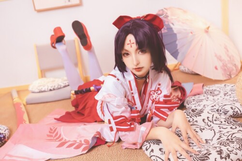 神楽坂真冬 - 妖刀姬 预览展示图 3