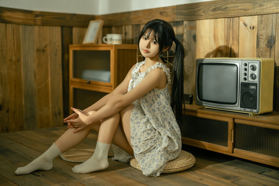 rua阮阮 - 小翠花 [24P-317MB]