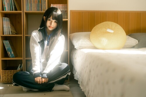 rua阮阮 - 居家少女 预览展示图 2