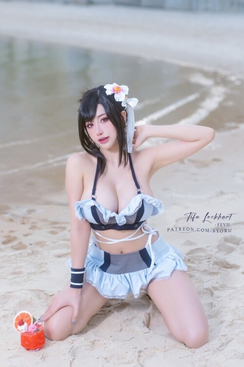 Byoru - Tifa FF7r bikini 预览展示图 1
