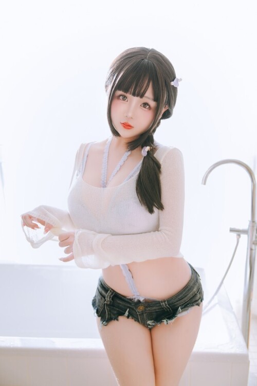 日奈娇 - 牛仔裤任期 预览展示图 6