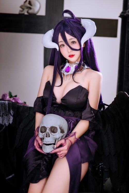 日奈娇 - 雅儿贝德 礼服+钻石 预览展示图 4