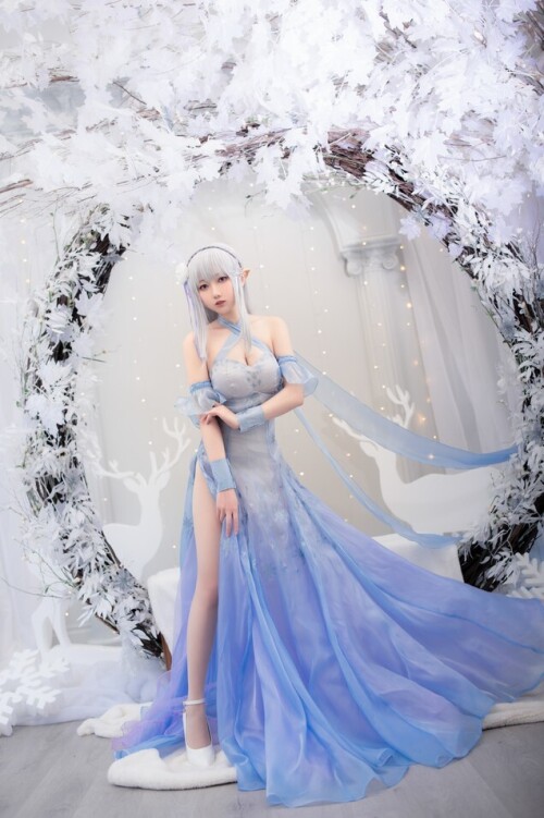 小木曾AYA - Re0爱蜜莉雅 水晶礼服 预览展示图 3