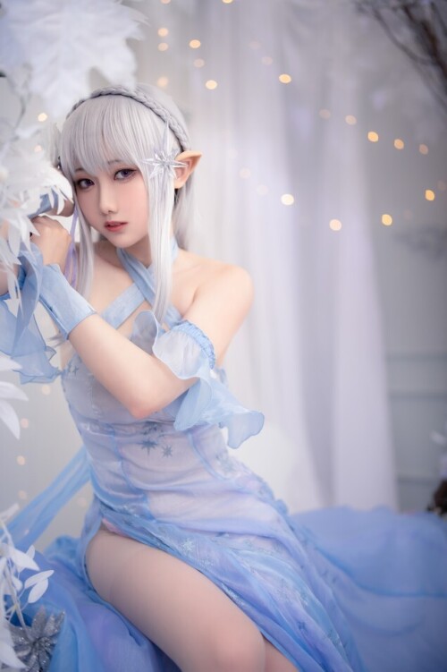 小木曾AYA - Re0爱蜜莉雅 水晶礼服 预览展示图 4