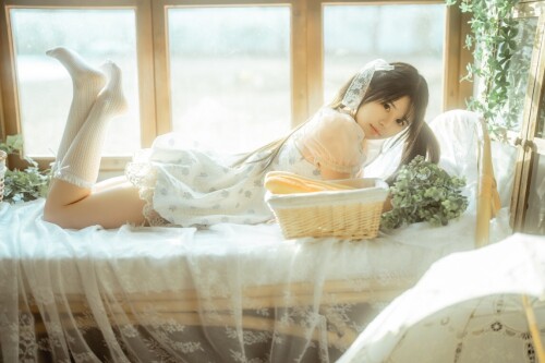 rua阮阮 - 花房 小裙子 预览展示图 3