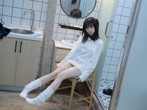 少女秩序 ╳ 千澄 - ルーズソックス少女 预览展示图 2