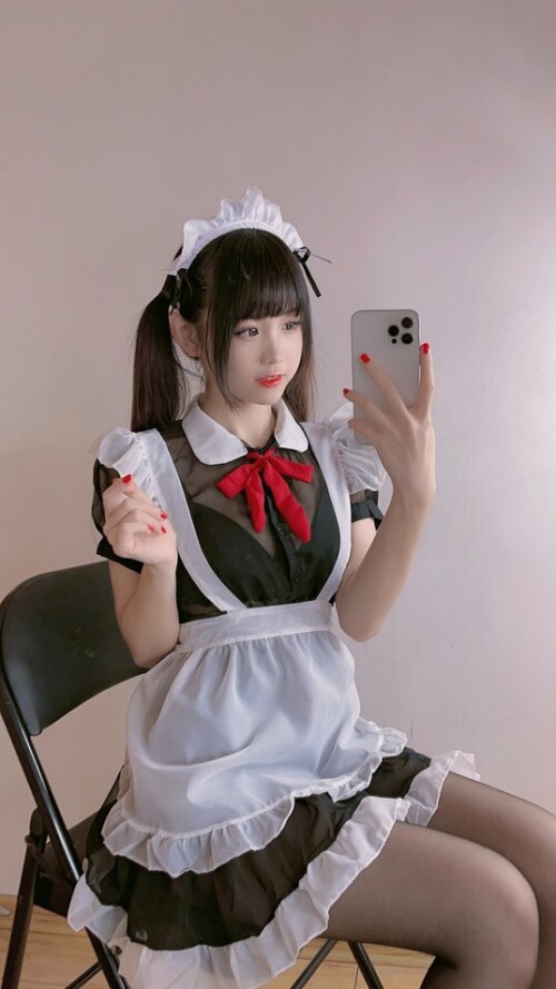 miko酱ww - 自拍系列mikoの黑丝01 预览展示图 1