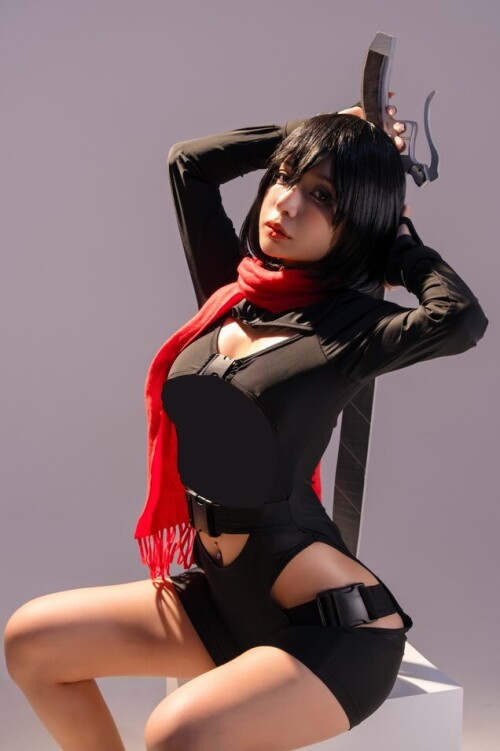 Umeko J - Mikasa Ackerman Gym Attack on Titan 预览展示图 1