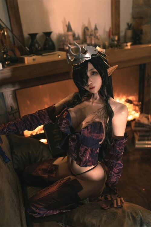 杏仁曲奇 – 黑兽 精灵女王 [60P-515MB]