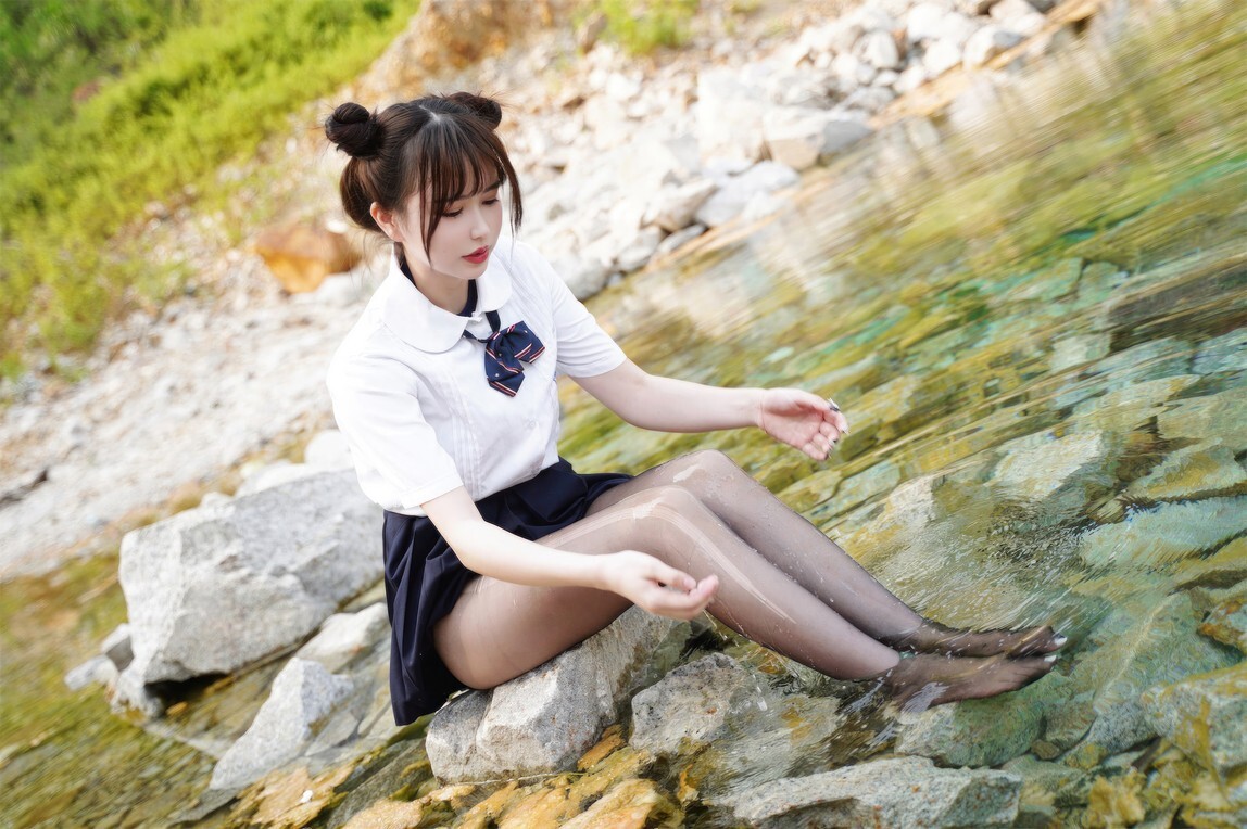 Tina很妖孽呀 – 小溪体操服死库水JK [56P-529MB]