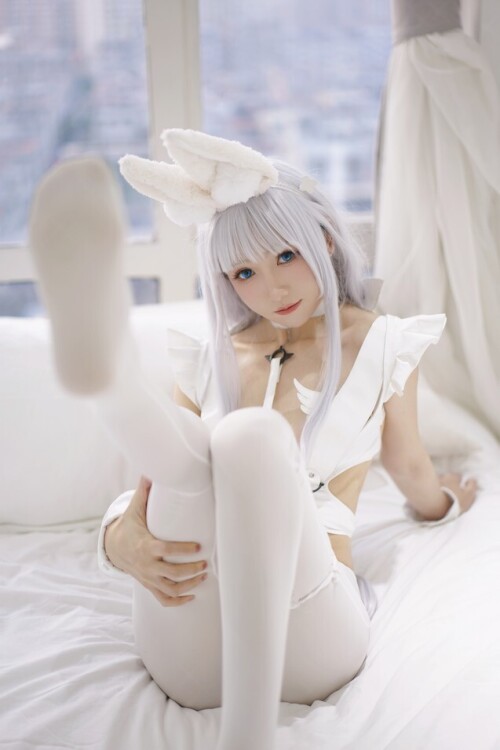 Coser衣衣 - 恶毒兔女郎 预览展示图 3