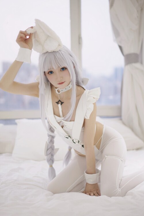 Coser衣衣 - 恶毒兔女郎 预览展示图 4