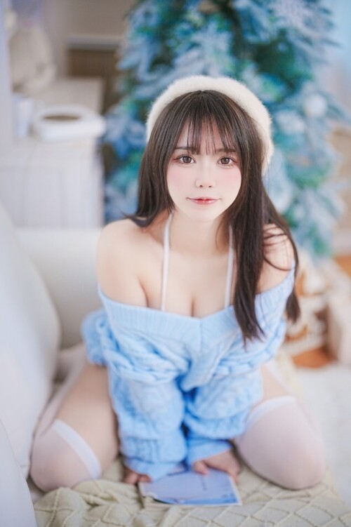Tina很妖孽呀 – 蓝色秋冬毛衣 [27P-168MB]