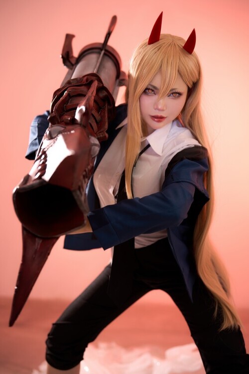ZinieQ - Power (Chainsaw Man x NIKKE) 预览展示图 4
