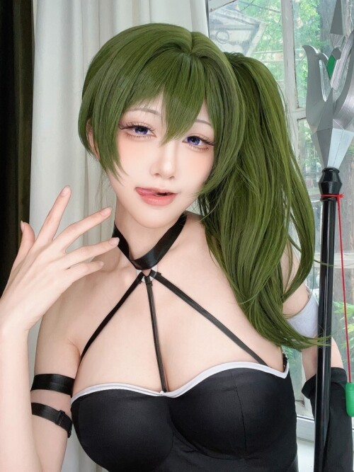 水淼aqua - 24年05月fantia订阅 葬送のフリーレン Übel💚 预览展示图 3
