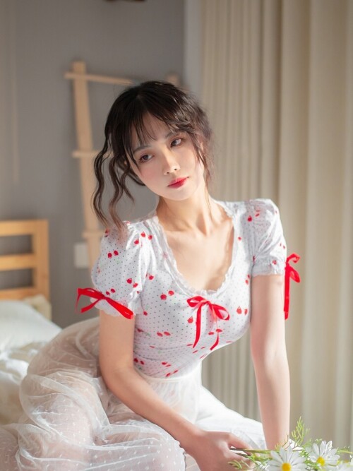 念雪ww – 红玫瑰 [32P-234MB]