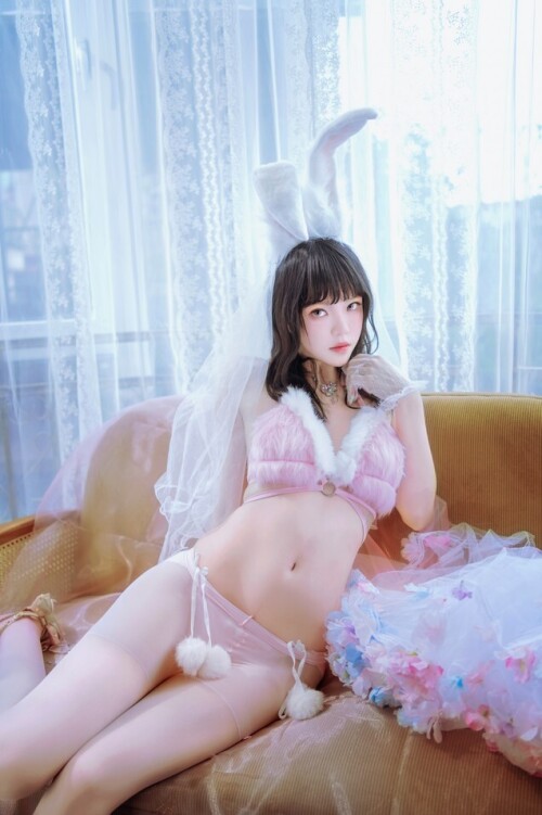 桜桃喵 - 花嫁兔 预览展示图 1