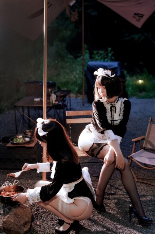 半半子&面饼仙儿 - 【BANBANKOxMianZelizer】メイド姉妹 预览展示图 3