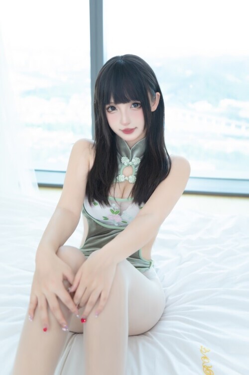 神楽坂真冬 - 青翠如梦 预览展示图 4