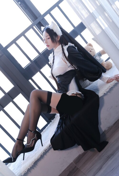 苏嫣嫣阿姨 - 修女 预览展示图 3