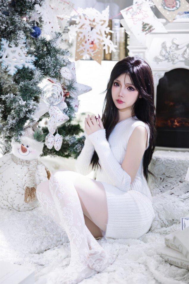 雪晴Astra - 圣诞节 白雪 [123P2V-1.06GB]