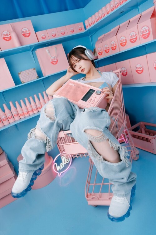 けん研🧪 (けんけん) - PINK×BLUE 预览展示图 4