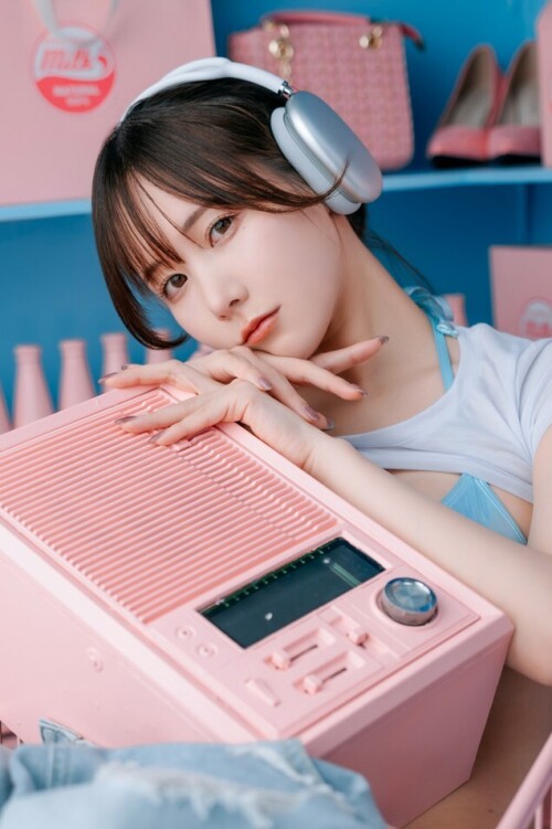 けん研🧪 (けんけん) - PINK×BLUE 预览展示图 5