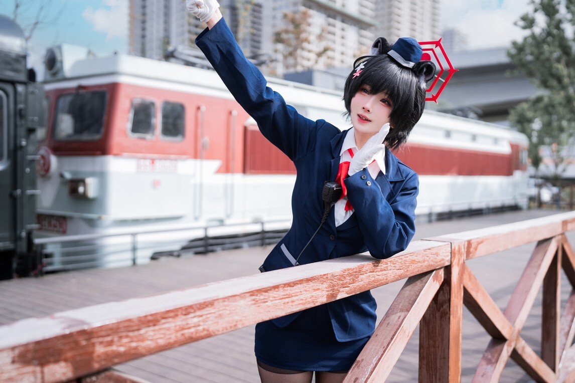 rioko凉凉子 -《蔚蓝档案》椿 导游 [62P12V-1.02GB]
