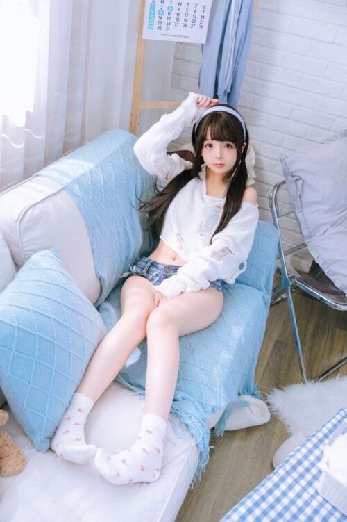 日奈娇 (樱井小莜) - 奶娇日常 预览展示图 4
