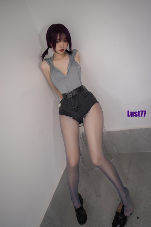 柒柒要乖额 - 小灰兔 预览展示图 5