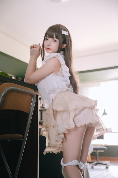 日奈娇 (樱井小莜) - 人妻 预览展示图 5