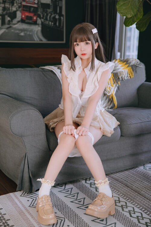 日奈娇 (樱井小莜) - 人妻 预览展示图 6